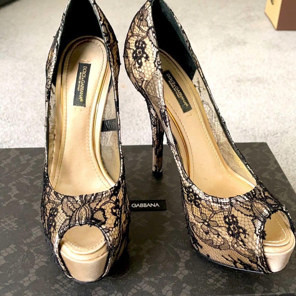 Used Dolce & Gabbana Black/Tan Lace Heels Sz 36.5